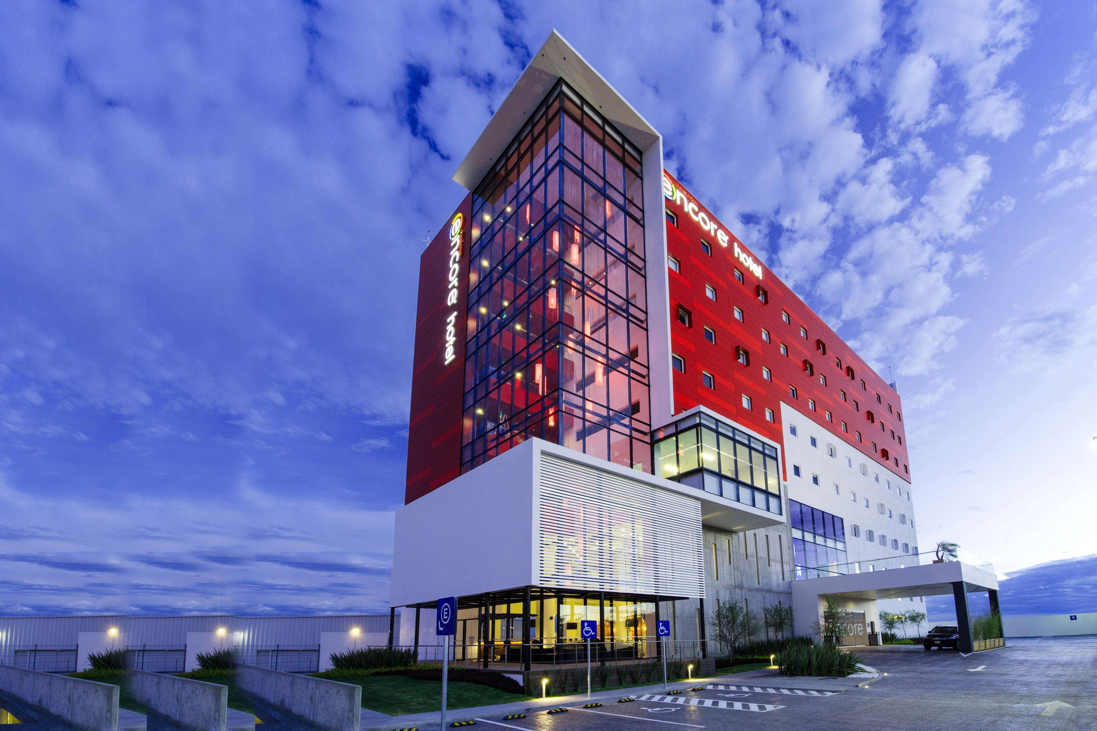 Ramada Encore By Wyndham Aguascalientes Exterior photo