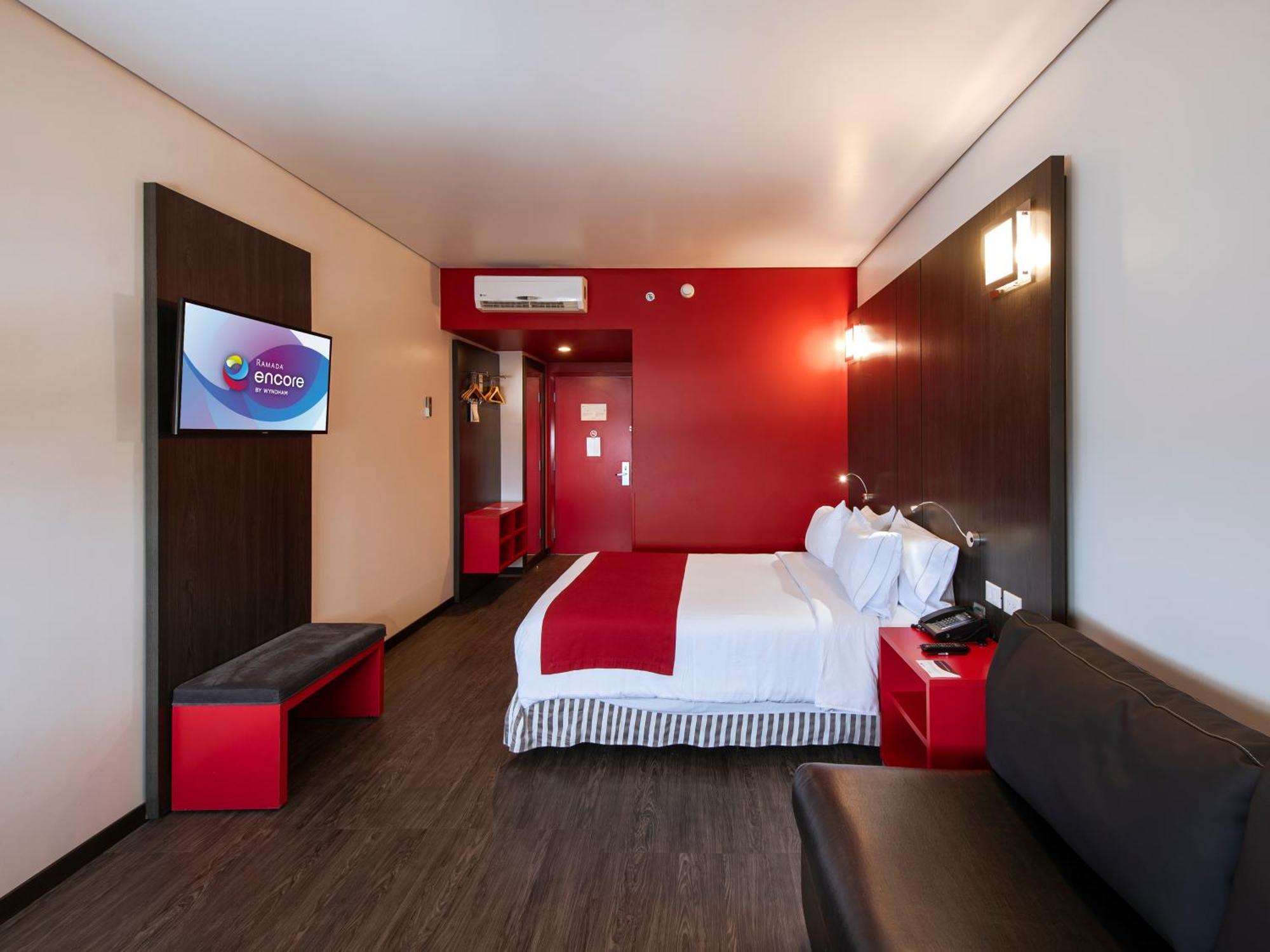 Ramada Encore By Wyndham Aguascalientes Exterior photo